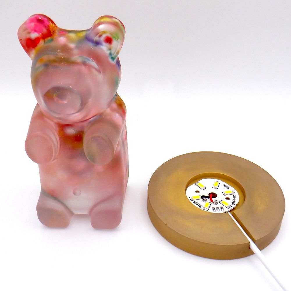 Jumbo Resin Gummy Bear & Base Lamp